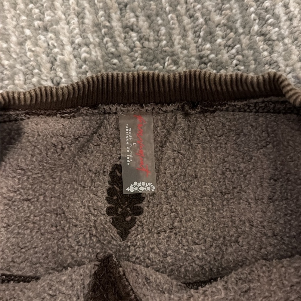 Brown Free People Women's Cropped Sweater - Picture 2 of 2